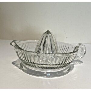 Vintage 1930’s Anchor Hocking Reamer Citrus Juicer with Ribbed Handle and Spout
